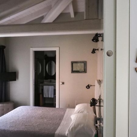 Corte Merighi Charming Rooms Verona Buitenkant foto