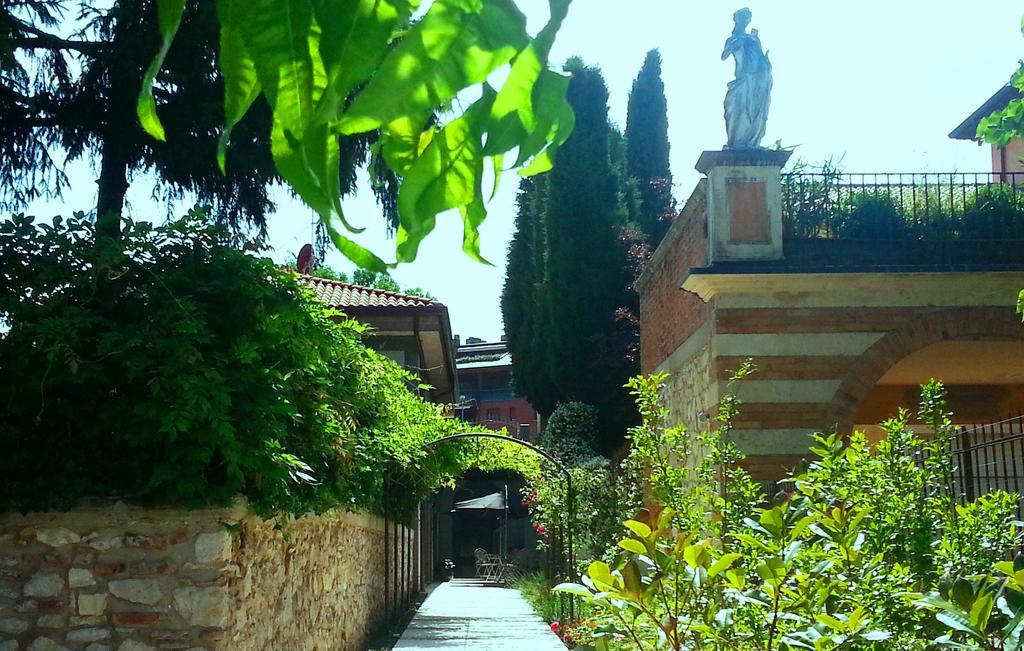 Corte Merighi Charming Rooms Verona Buitenkant foto
