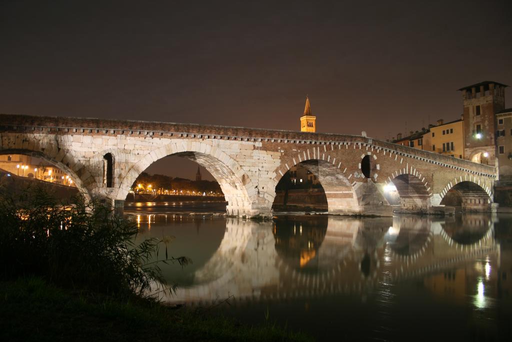 Corte Merighi Charming Rooms Verona Buitenkant foto