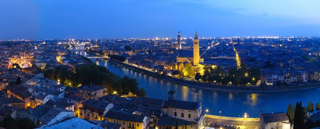 Corte Merighi Charming Rooms Verona Buitenkant foto