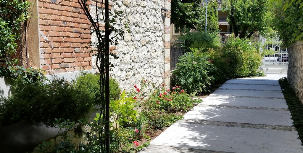 Corte Merighi Charming Rooms Verona Buitenkant foto