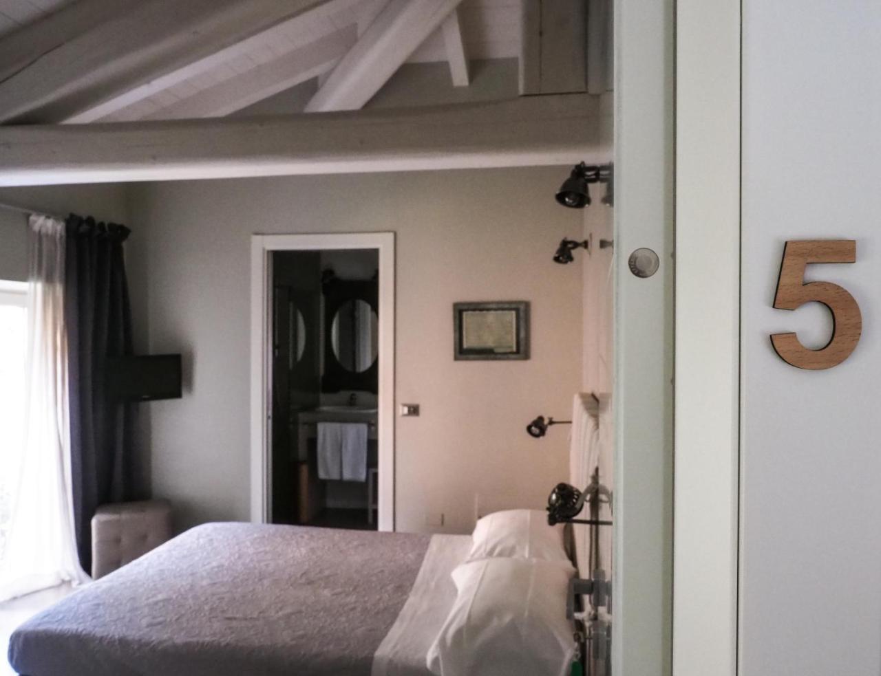Corte Merighi Charming Rooms Verona Buitenkant foto